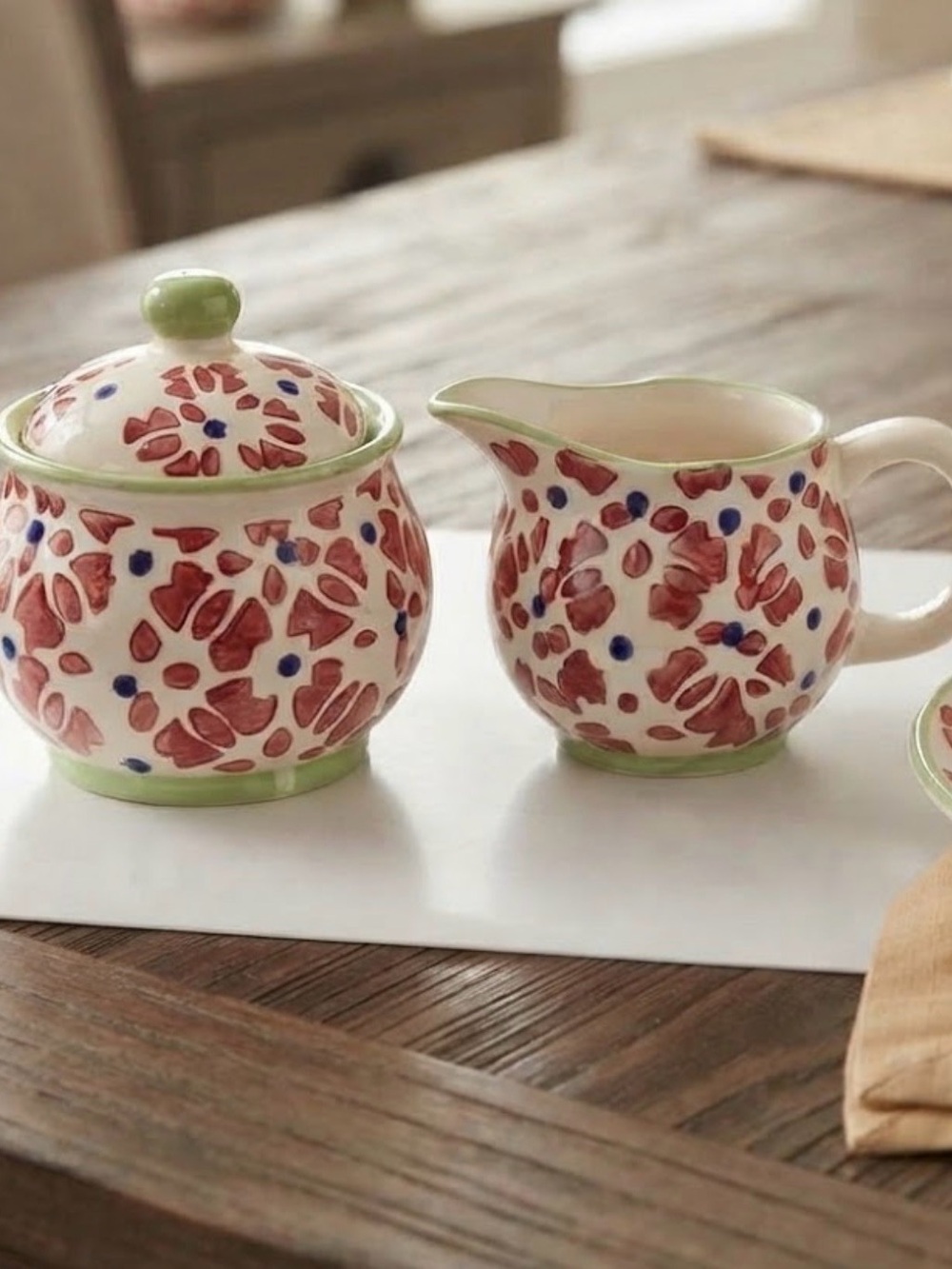 Cofffee creamer dispenser and Sugar bowl 2 pcs set. signature stoneware. New